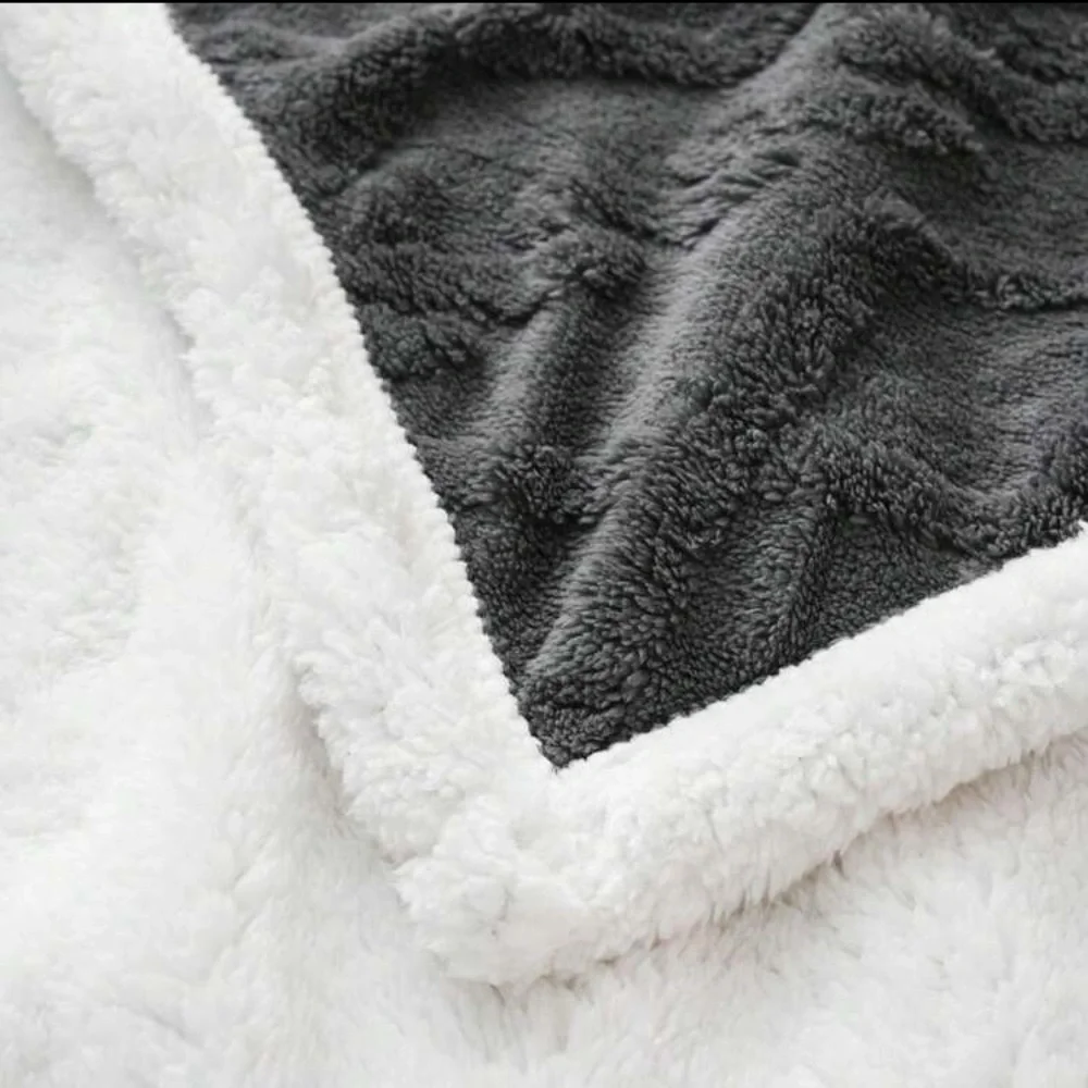 Grey Sherpa Fleece Throw Blanket Cable Knit Pattern 59” x 79” New Fall Winter
